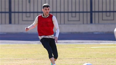 الجزائري غيلاس قناوي يعود للمشاركة في تدريبات المصري استعدادًا لطلائع الجيش (صور)