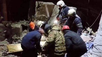 بعد هجوم أوكراني على مخبز في ليسيتشانسك، انتشال 20 جثة من تحت الأنقاض (فيديو)