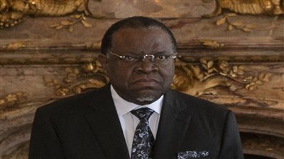 بسبب إصابته بالسرطان، وفاة رئيس ناميبيا عن 82 عاما