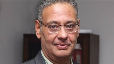 وفاة الدكتور علاء عبد العزيز سليمان أستاذ الدراما والنقد بأكاديمية الفنون