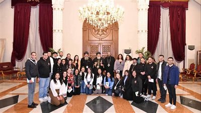 البابا تواضروس يلتقي مجموعة من شباب الكنيسة بالمهجر