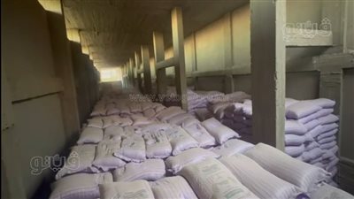 ضبط 546 طن أعلاف وأسمدة داخل مخزنين بقصد الاحتكار فى المنيا 