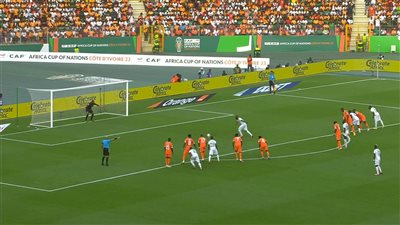 رغم النقص العددي، كوت ديفوار تقلب الطاولة على مالي وتصعد لنصف نهائي أمم إفريقيا 