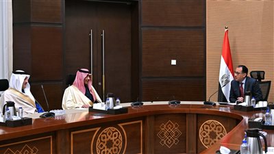 مدبولي يبحث مع وزير الإعلام السعودي توحيد الرؤى والتوجهات المشتركة بين البلدين