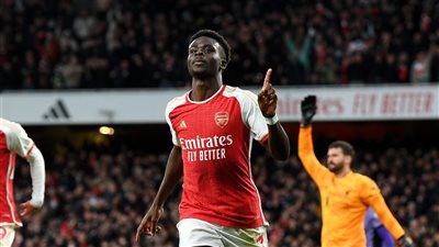 بوكايو ساكا يقود هجوم أرسنال أمام شيفيلد في الدوري الإنجليزي