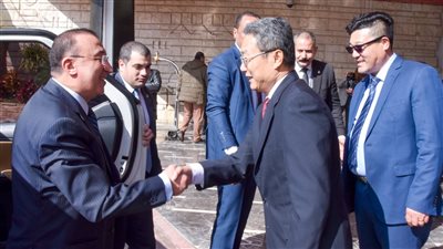 محافظ الإسكندرية يهنئ الشعب الصيني بمناسبة عيد الربيع والسنة الصينية الجديدة