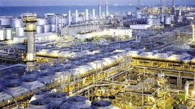 افتتاح أول مصنع لإنتاج البتروكيماويات باستثمارات 