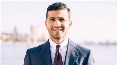 القيعي يكشف تفاصيل تعيين مروان النايب مديرًا للتعاقدات بالأهلي، وموقف أمير توفيق