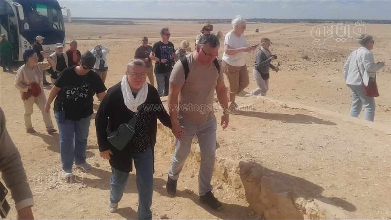 وفد سياحي يزور محافظة