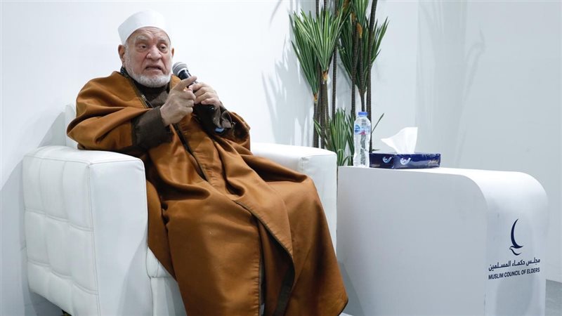 الدكتور أحمد عمر