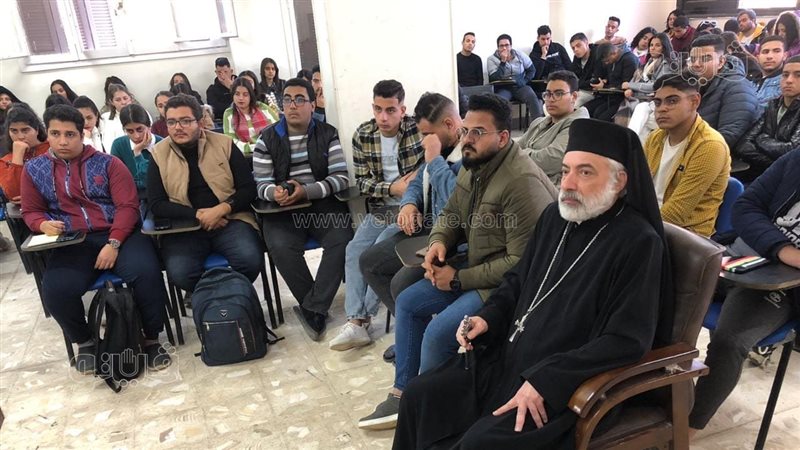 جانب من المؤتمر 