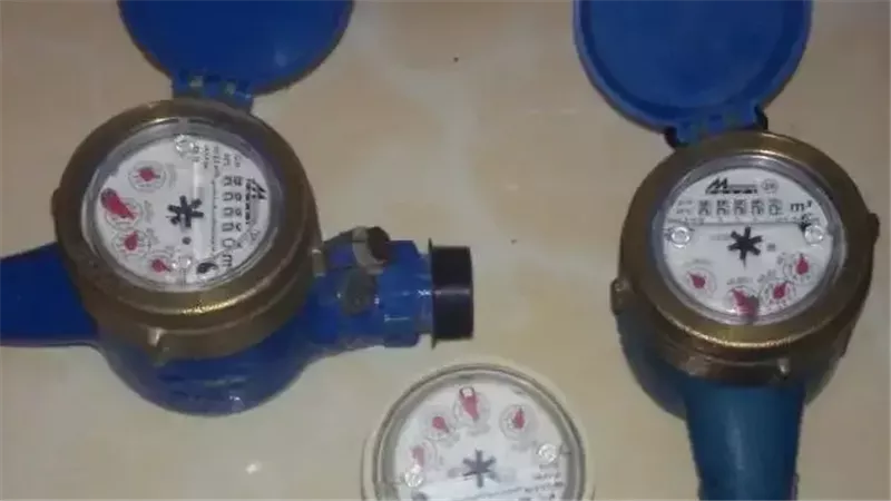 عدادات مياه مسبقة