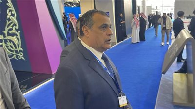 وزير الإنتاج الحربي يتفقد عددا من أجنحة الدول المشاركة بمعرض الدفاع العالمي 2024