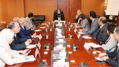 خطة الحكومة لدعم الصناعة.. دراسة لتمكين القطاع الخاص من إدارة 16 مصنعا حكوميا للصناعات الغذائية.. وتحقيق الاكتفاء الذاتي والتصدير للخارج «أبرز التوصيات»