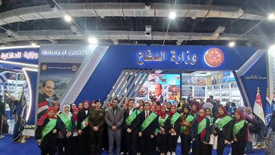 وزير التعليم العالي يتابع جهود الجامعات المشاركة بمعرض القاهرة الدولي للكتاب 