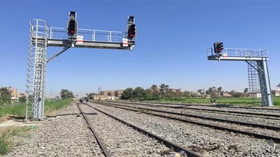 4 دقائق ترصد أعمال تطوير وتحديث نظم الإشارات للسكك الحديدية (فيديو)
