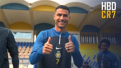 نجوم النصر السعودي يحتفلون بعيد ميلاد رونالدو الـ39 (فيديو)