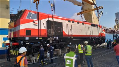 صفقة الجرارات الأمريكية فوائدٌ مشكوكٌ فيها أم إنجازٌ حقيقي، 594 مليون دولار مقابل 500 جرار تفاصيل الصفقةٌ المثيرةٌ للجدل