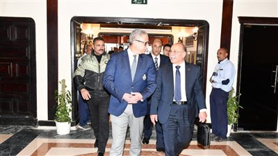 محافظ الفيوم يلتقي رئيس الجهاز الوطني للإدارة والاستثمار للارتقاء بالقطاع السياحي 