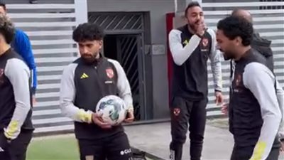 الدوليون ينتظمون في مران الأهلي (صور) 