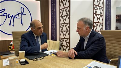 رئيس هيئة تنشيط السياحة يبحث زيادة حركة السياحة الوافدة من إيطاليا إلى مصر 