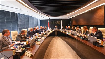 انعقاد أول اجتماع لمجلس إدارة البريد المصري بالمبنى الجديد بالعاصمة الإدارية