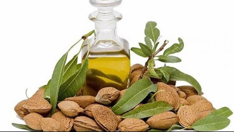 فوائد زيت اللوز الحلو،