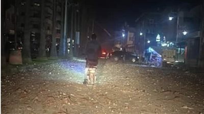 اللحظات الأولى للقصف الإسرائيلي على مدينة حمص السورية (فيديو)