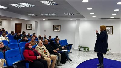 صحة الإسماعيلية تنظم ندوة حول خطورة المخدرات على الفرد والمُجتمع بهيئة قناة السويس (صور) 