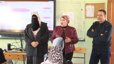 استمرار فعاليات الأسبوع الثاني من البرنامج التدريبي للمرشحين لوظيفة معلم مساعد بالإسماعيلية (صور) 