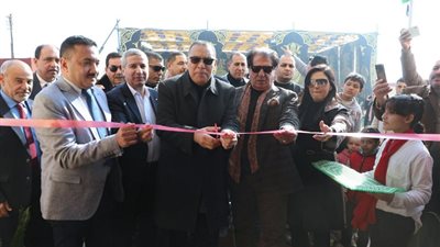 محافظ الشرقية يفتتح مدرسة محمد عبد السميع للتعليم الأساسي بأبو حماد 