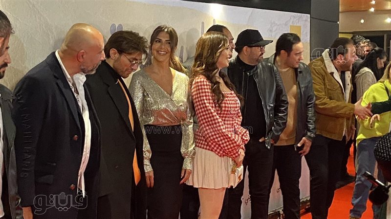 أبطال الفيلم في العرض