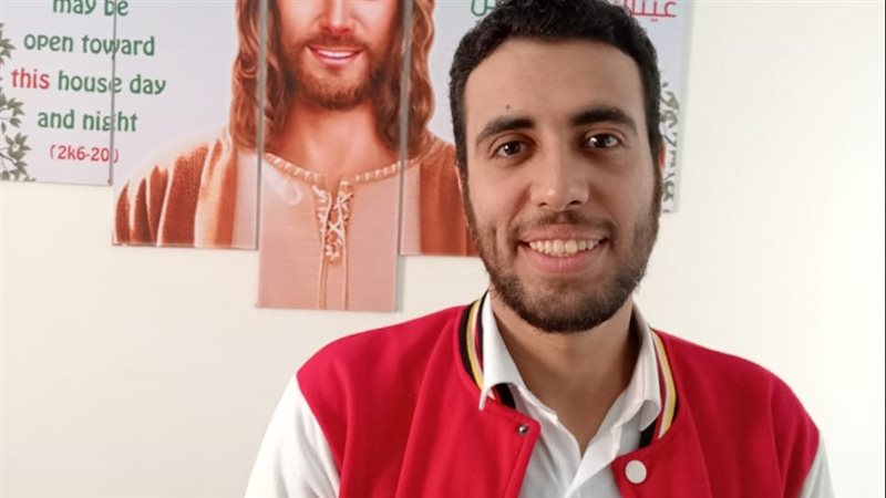 بيشوي أول معلم لغة