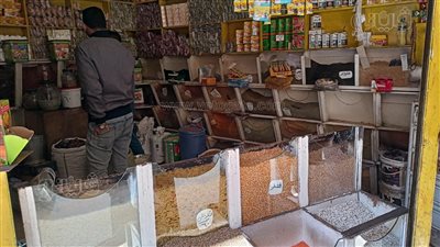 الكمون بـ 450 والفلفل الأسود 350 جنيها، أسعار التوابل والبقوليات بالأقصر (بث مباشر)