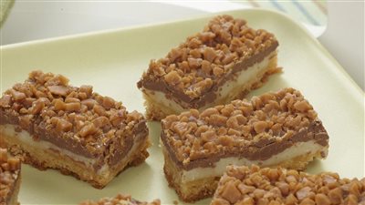 طريقة عمل مربعات الشيكولاتة بالتوفى، حلوى سريعة ولذيذة