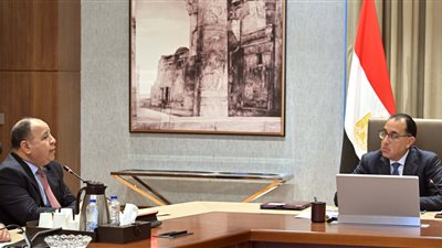 الحكومة تناقش إنشاء منصة موحدة لاحتساب الضرائب علي المرتبات إلكترونيا 