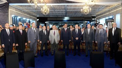 رئيس جامعة المنصورة يشارك باحتفال محافظة الدقهلية بالعيد القومي