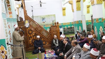 محافظ أسوان يشهد احتفال مديرية الأوقاف بذكرى ليلة الإسراء والمعراج بمسجد الحاج حسن (صور)