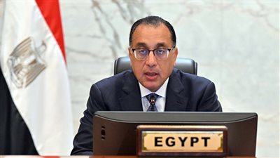 أبرزها زيادة المرتبات والمعاشات، 15 قرارا عاجلا للحكومة في اجتماعها اليوم