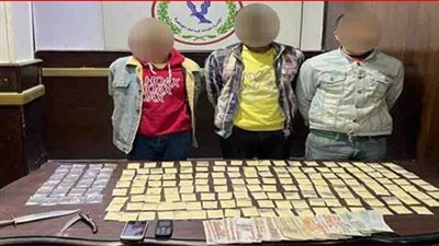 القبض على 11 عاطلا بحوزتهم مخدرات بقصد الاتجار بمصر القديمة والمرج والسلام