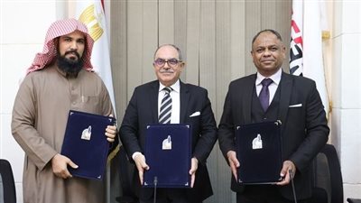 توقيع اتفاقية تعاون علمي بين القومي للبحوث وفاكسيرا ومؤسسة النحل الجوال