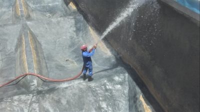 مياه القناة: غسيل وتعقيم خزانات المحطات الأرضية 