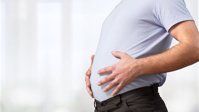 أسباب انتفاخ البطن ومتى تلجأ للطبيب؟