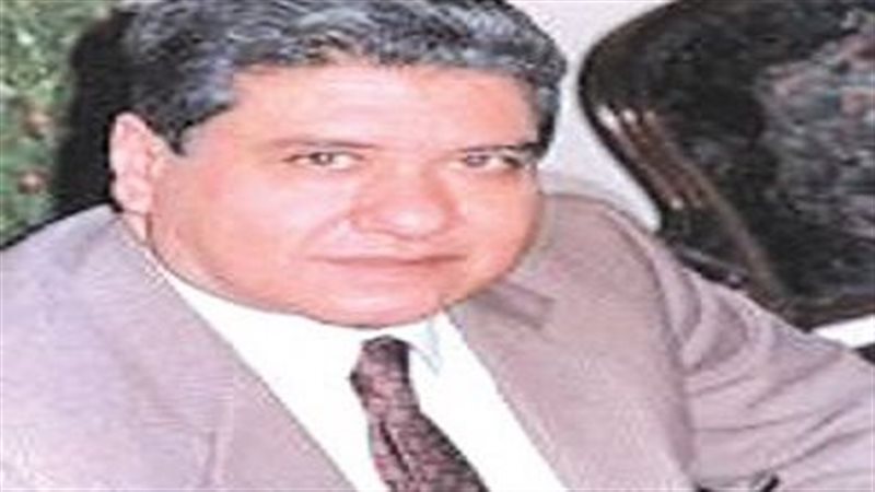 الكاتب رجاء النقاش