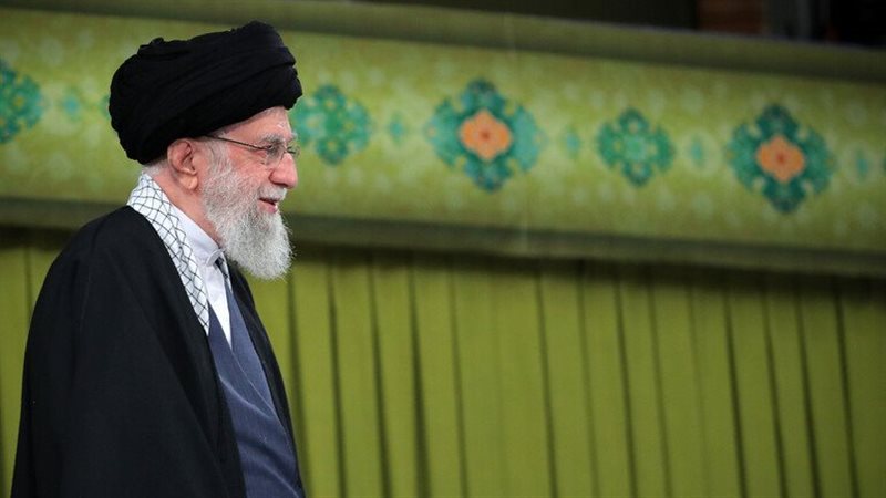 خامنئي، فيتو