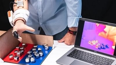 أمل جديد لمبتوري الأطراف، يد صناعية تشعر بالحرارة