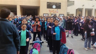 انتظام الطلاب في أول أيام الفصل الدراسي الثاني 2024 بالمدارس (صور) 