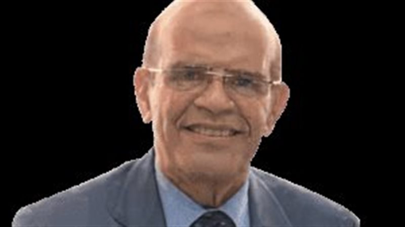 الدكتور أحمد يوسف،
