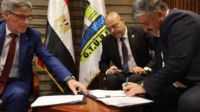 برتوكول نقابتي البترول بمصر وتركيا لتعزيز التعاون وتبادل المعرفة بين النقابتين