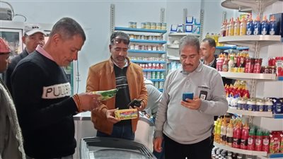 ضبط 15 طن أرز في أحد المخازن وتحرير 352 محضرا خلال حملة تموينية بأسيوط